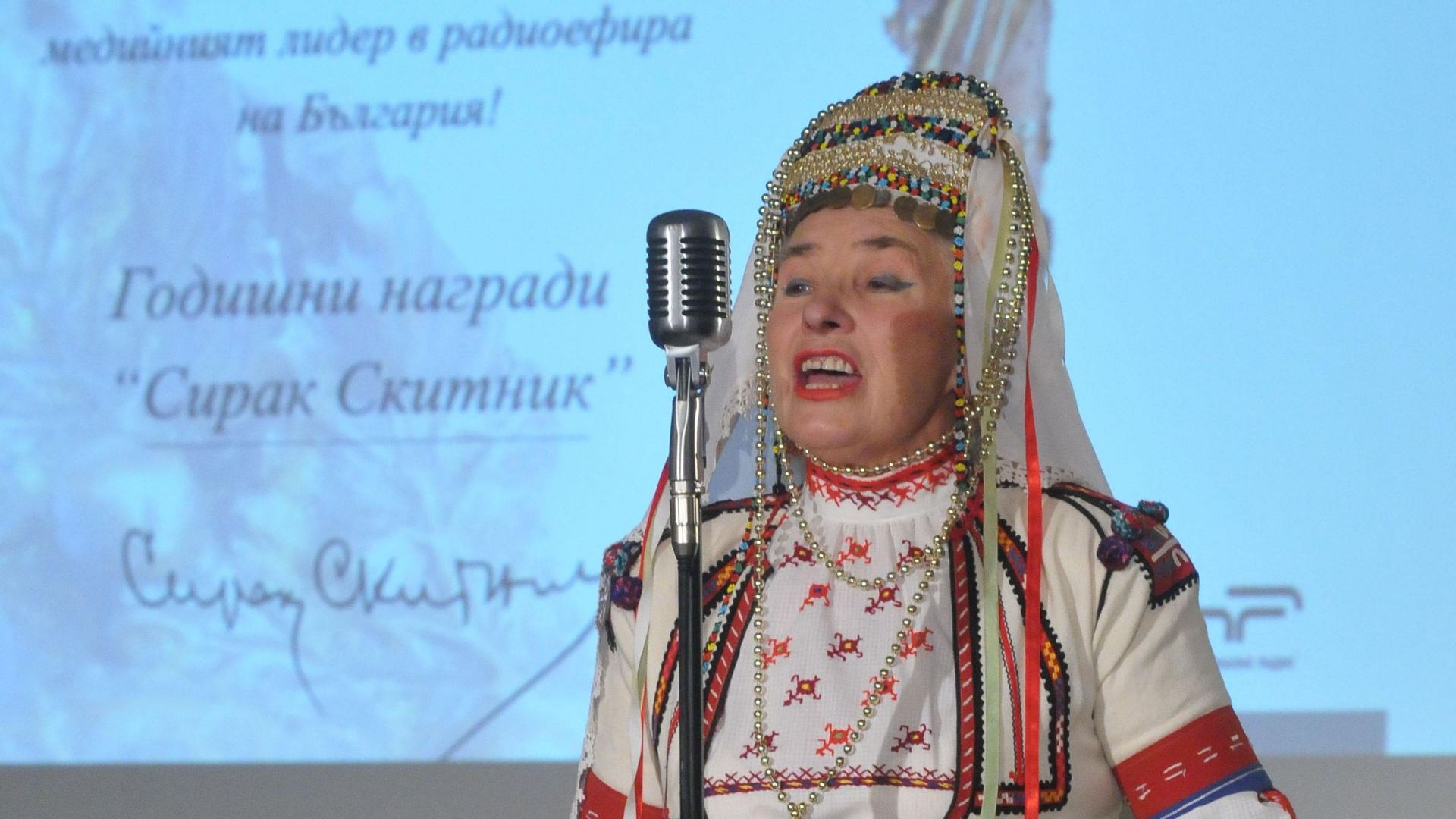 Тревожни новини за Янка Рупкина: Легендарната певица е изписана от болницата в кома