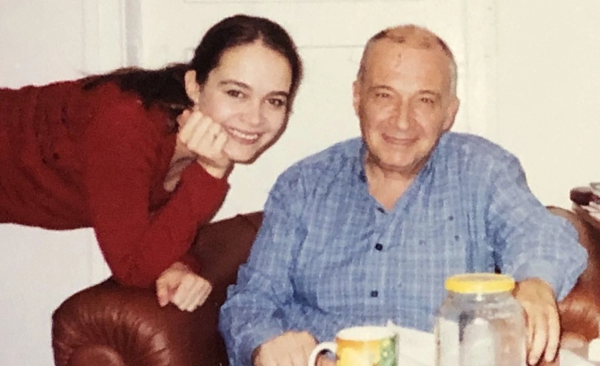 Искра Ангелова с емоционална изповед за баща си: Горчивината на една несбъдната емиграция