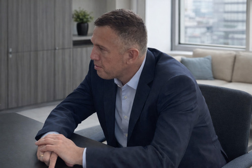 Битката в засукания свят: Има ли изход от безвремието?
