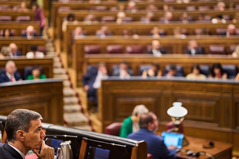 Педро Санчес в парламента
