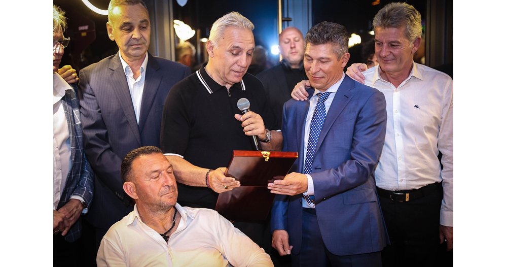 Звезден купон в София: Красимир Балъков отбеляза 60-годишнината си в компанията на героите от САЩ ’94