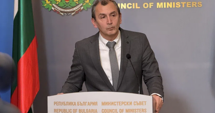 Здравното министерство слага край на спекулата с цените на скъпоструващи лекарства