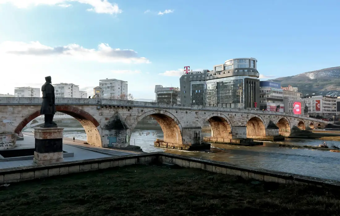 Камен мост в Скопие