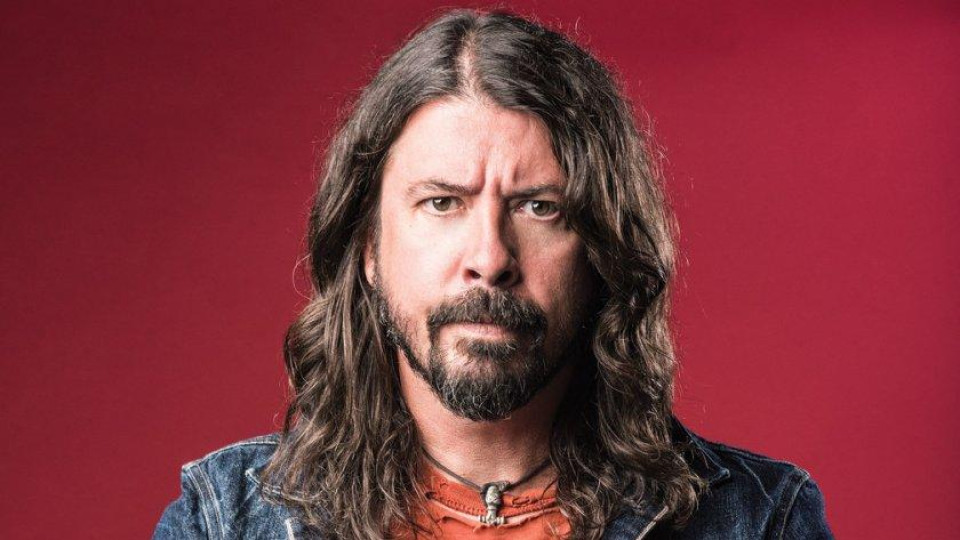 София влезе в кадър: Дейв Грол и Foo Fighters заснеха впечатляващо видео у нас