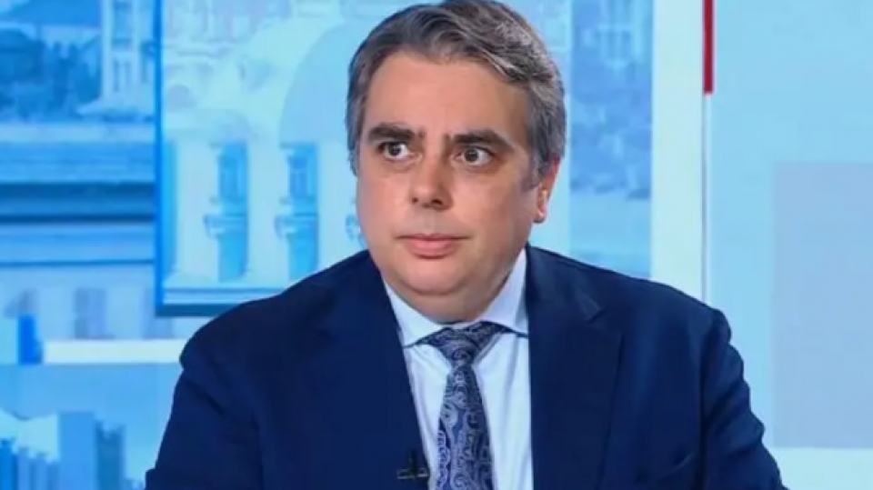 Новата визия на Асен Василев: Тайната зад внезапното му отслабване