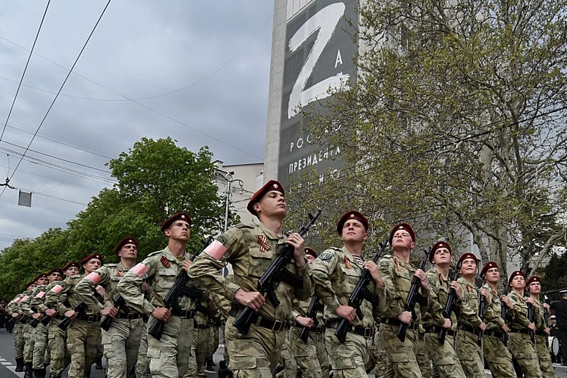 Военни в Севастопол