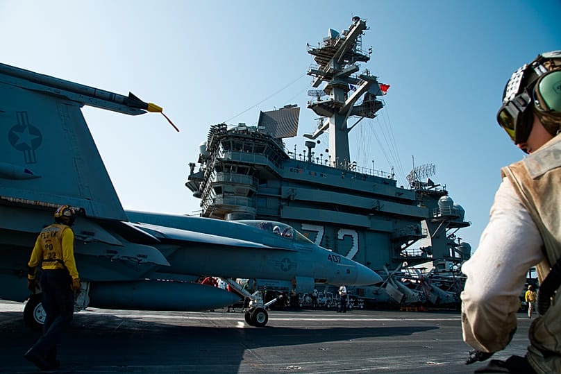F/A-18 fighter jet on USS Abraham Lincoln