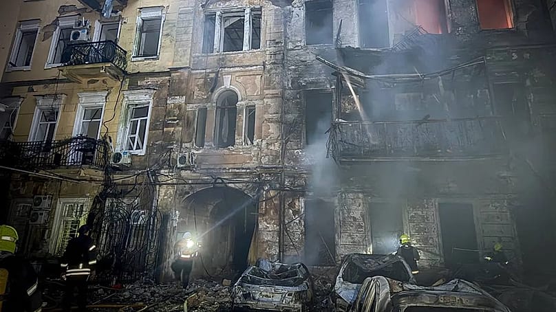 Пожар в Одеса след руски ракетни удари