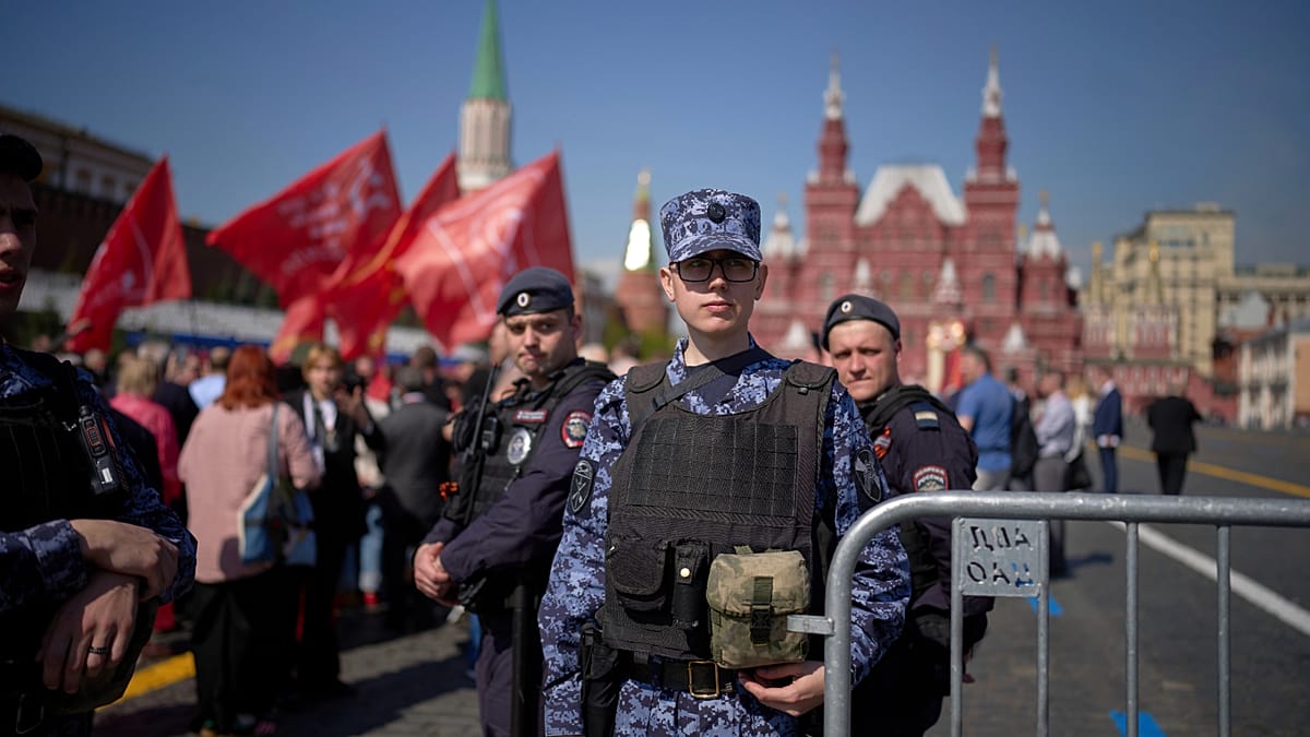 Сблъсък на разухалните служби: Арести и заговори между Москва и Варшава