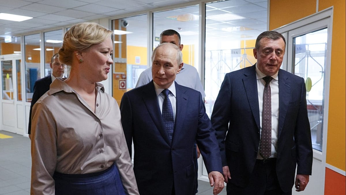 Сребърни острови и железни воли: Путин провокира Япония в Тихия океан