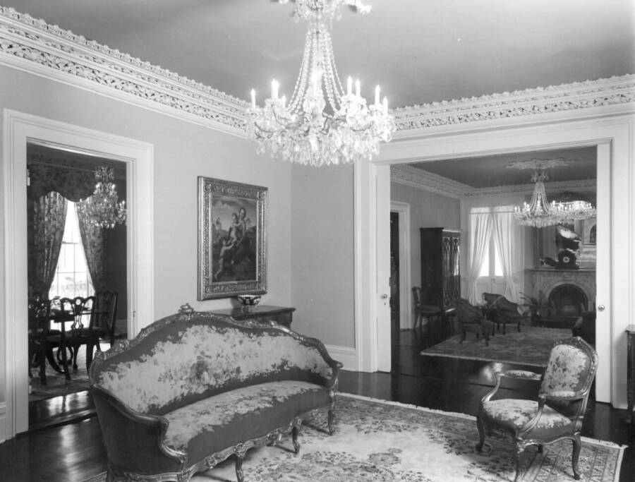 Interior Room Myrtles Plantation