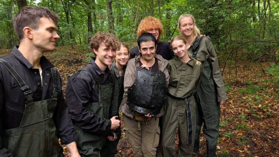 Actors Found Cavalry Armor In Moat