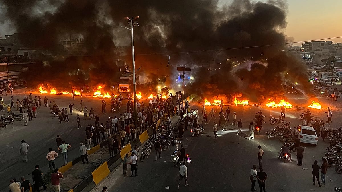 социален взрив в сирия: пътища под обсада и искания за оставки след скока на горивата