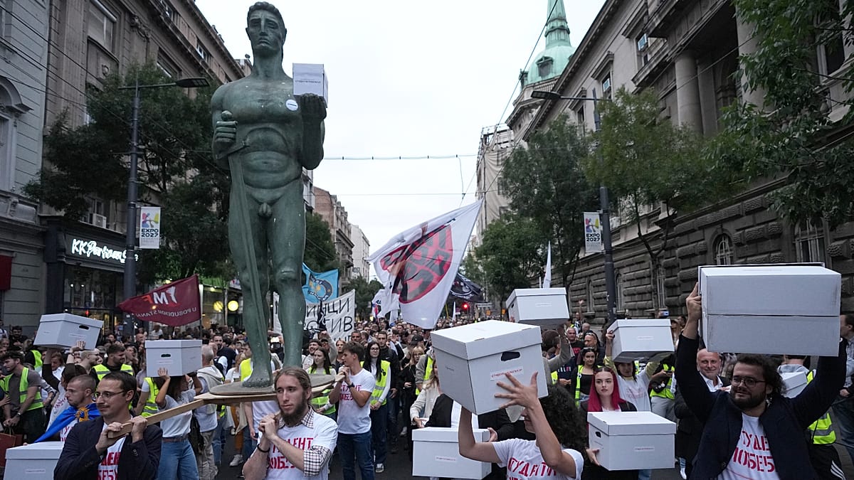 сръбските студенти влизат в политиката: списъкът, който разтърси властта