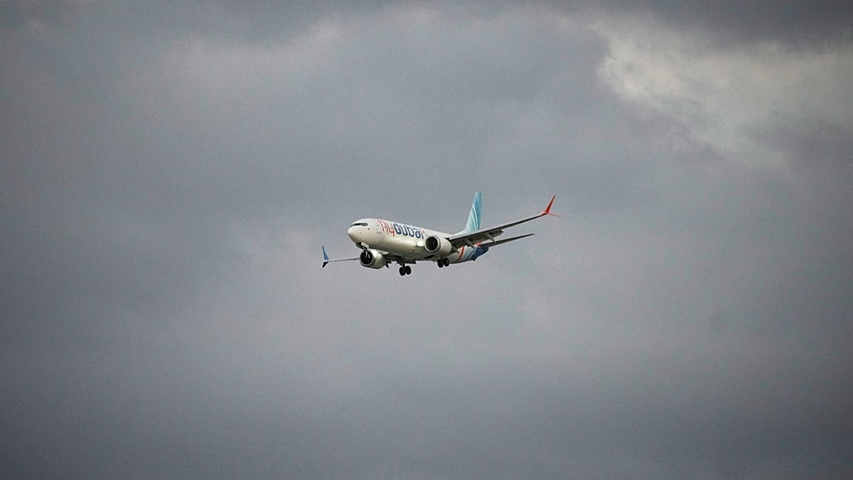 драматичен полет над близкия изток: пътници предотвратиха терористичен акт