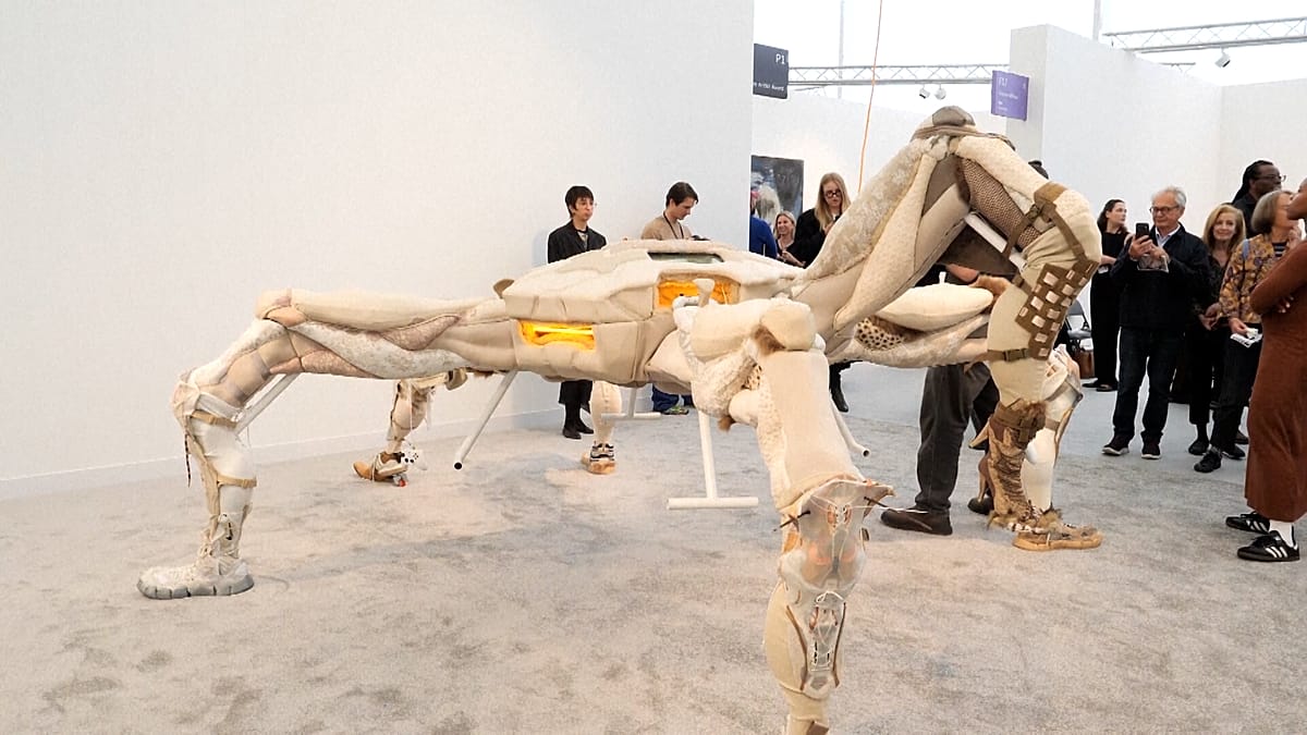 Frieze London: Когато Изкуството Танцува Между Виртуалността и Пазарните Вълнения