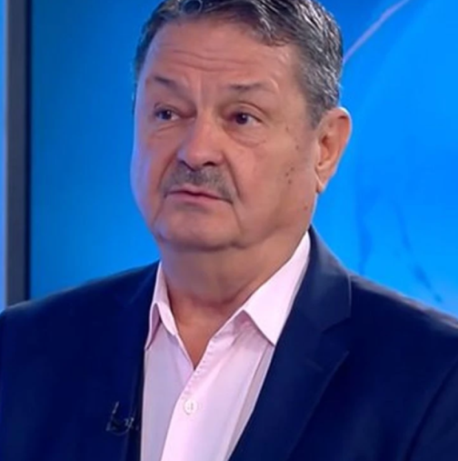 Харизма, рок и облаци: Пътят на проф. Георги Рачев отвъд прогнозата за времето