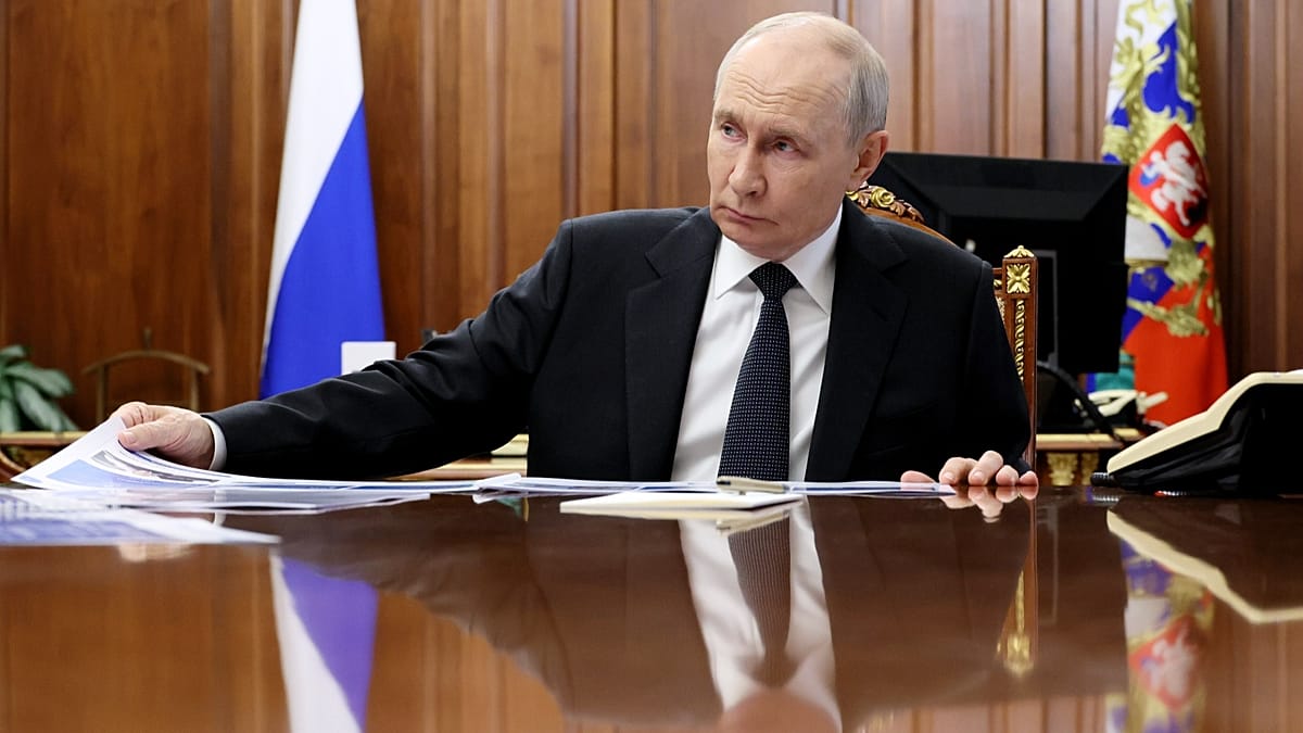 Икономическа война: Путин конфискува активи на още пет западни гиганта