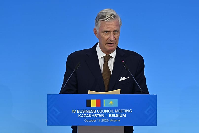Крал Филип на бизнес форум в Астана