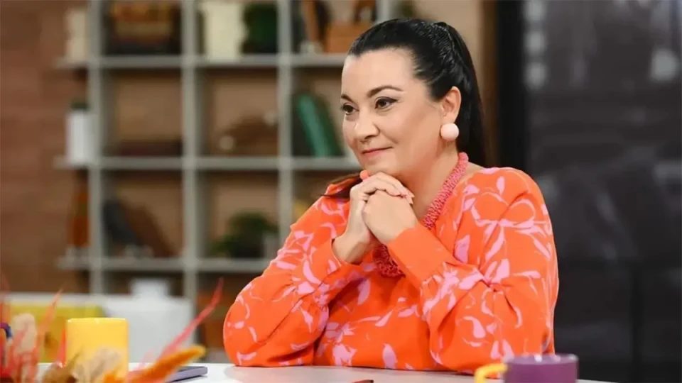 Зад кулисите на смеха: Невероятният живот на Оля Малинова преди екрана